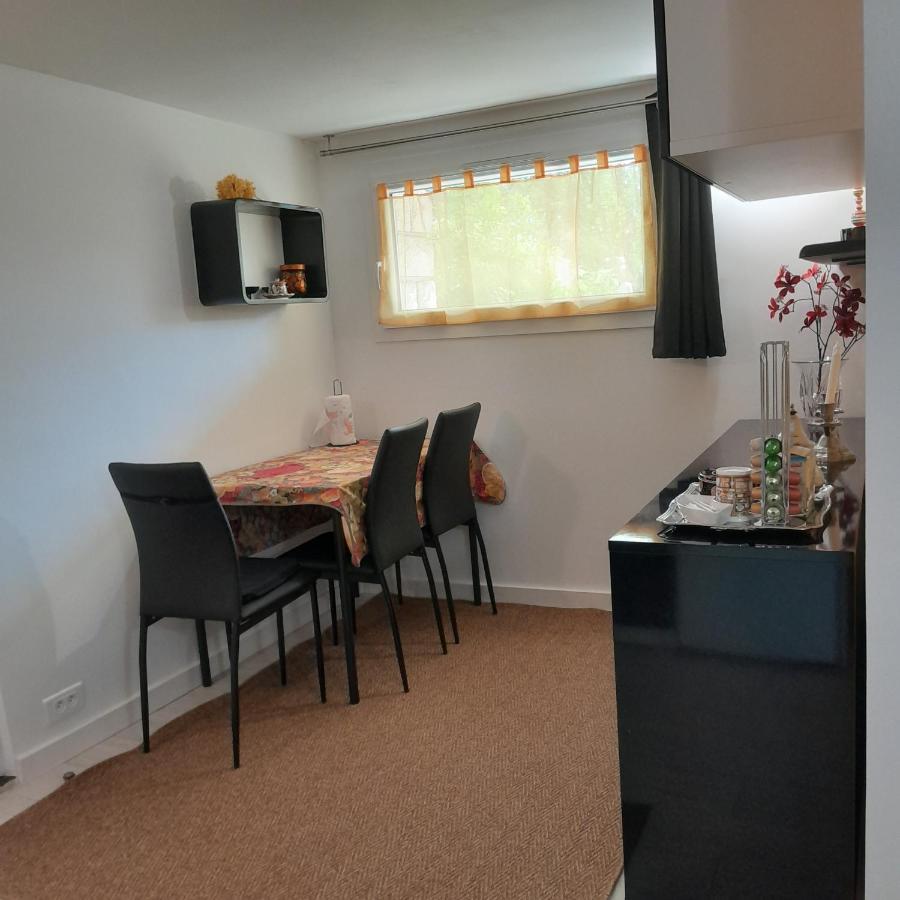 Studio Maxi 3 Pers, Acces Facile, Proche Gare Pour Paris 圣热讷维耶沃－德布瓦 外观 照片